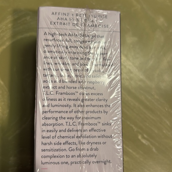 New in box Drunk Elephant TLC framboos glycolic night serum. 50 ml/1.69 Fl oz. - Picture 4 of 5